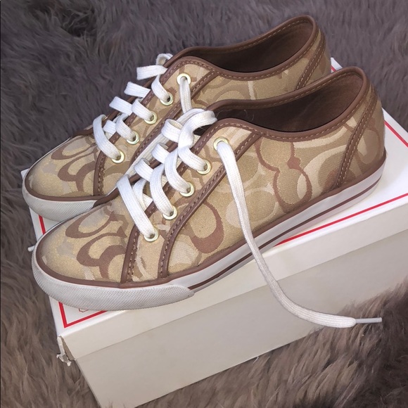 coach monogram sneakers